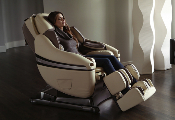 Inada DreamWave Massage Chair - The Luxonomist