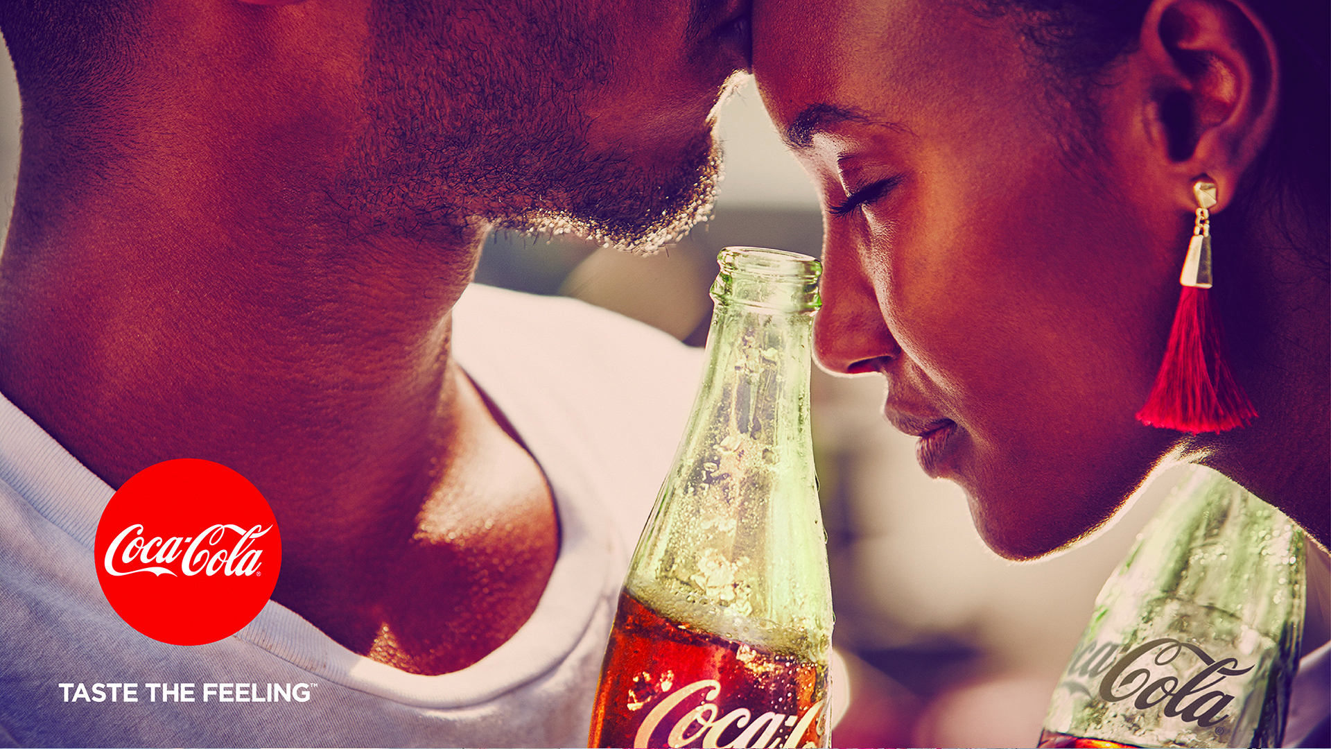 Taste the feeling. Реклама колы. Кока кола реклама. Современная реклама Кока колы. Кока кола современная реклама.