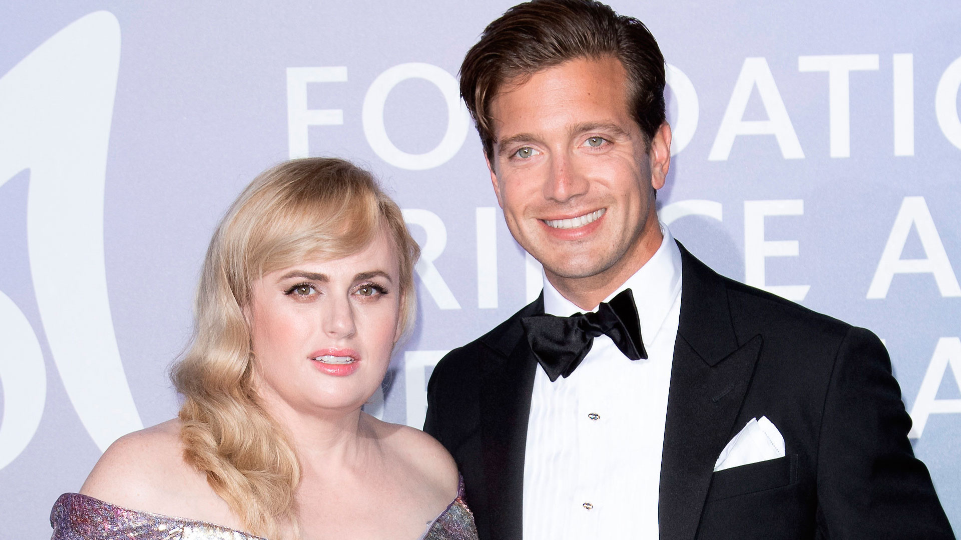 Rebel Wilson presenta a su nuevo y multimillonario novio Jacob Busch