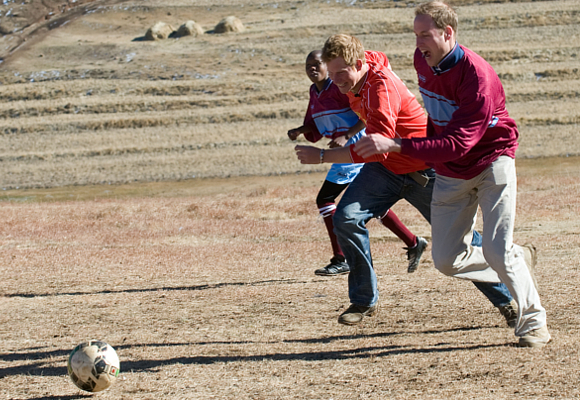 William y Harry Superliga