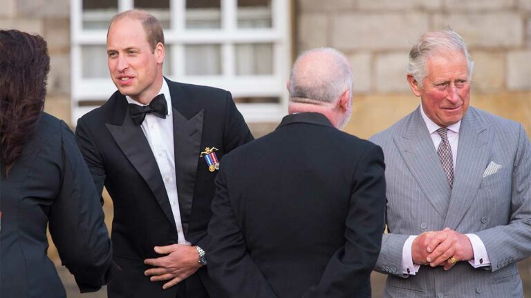 príncipe William y Carlos de Inglaterra
