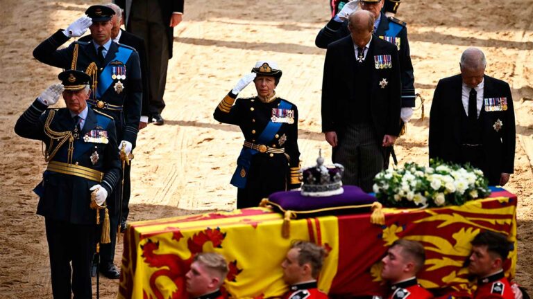 funeral Isabel II