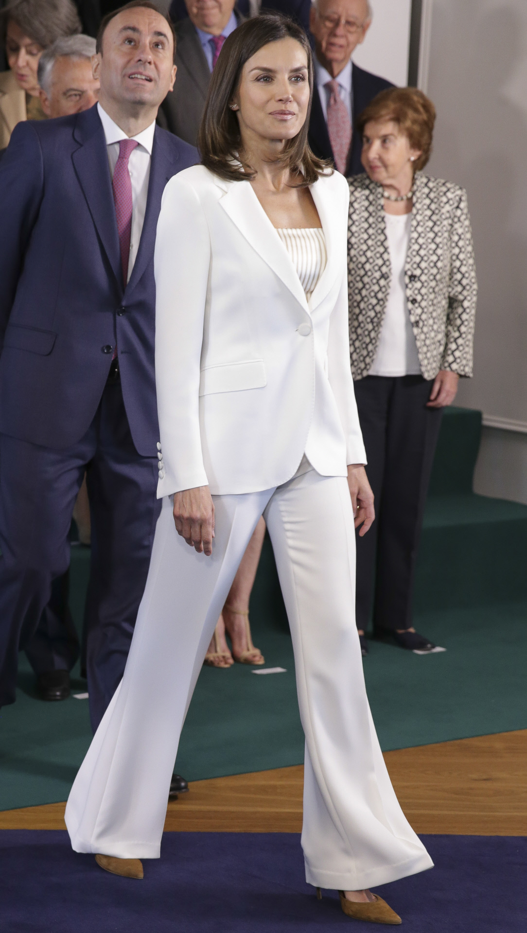 letizia traje blanco