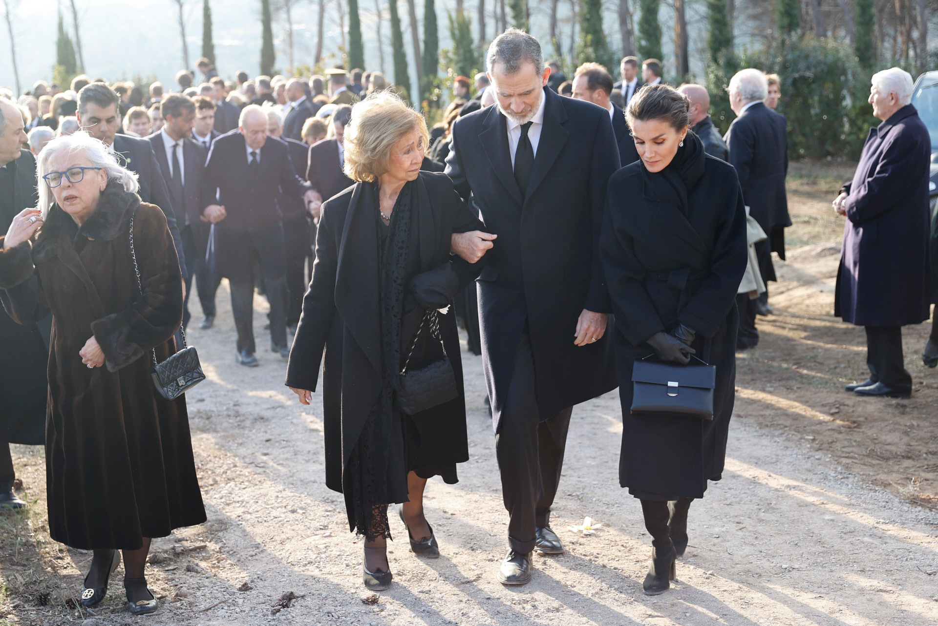 En enero de 2023 fallecía su tío Constantino de Grecia y Felipe VI fue el principal apoyo de su madre, la reina Sofía (Foto: Gtres)