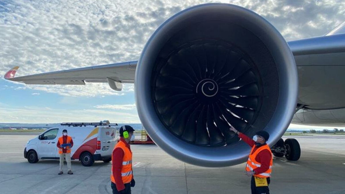 Inspecciones de aviones Iberia (Foto: Iberia)