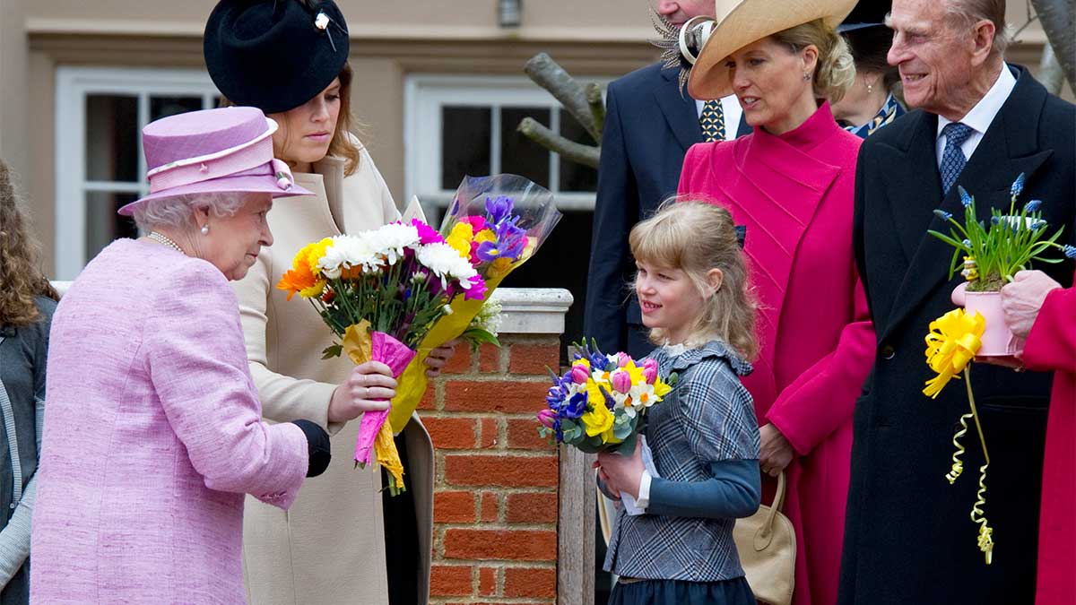 Lady Louise e Isabel II