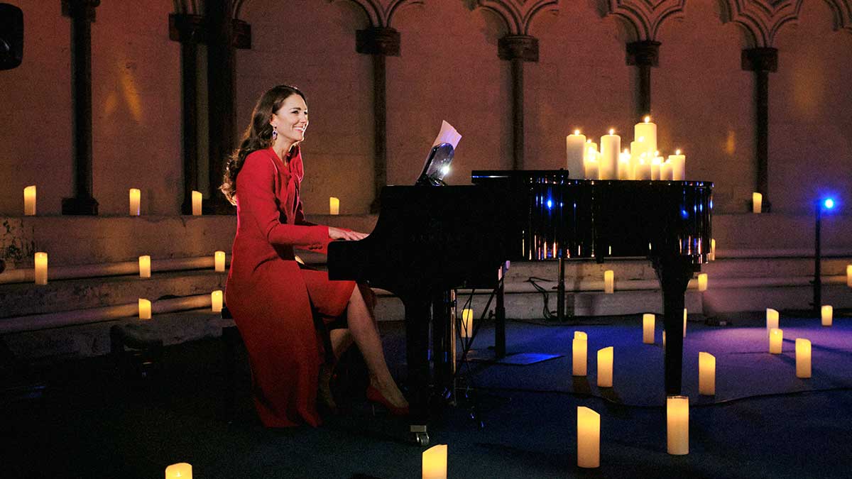 Kate Middleton piano 