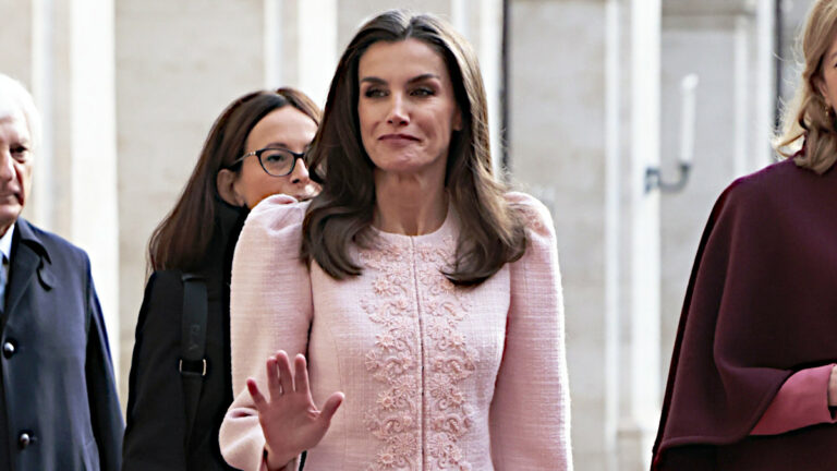 Letizia traje rosa (Foto: Gtres)