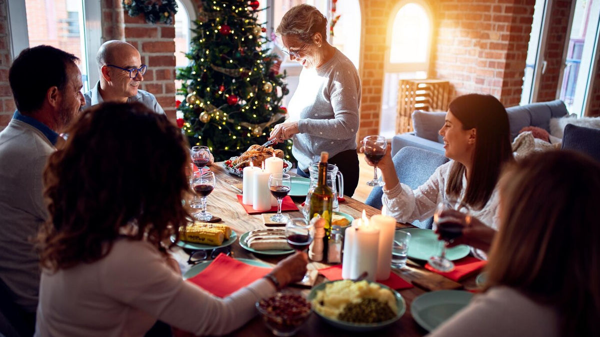 reuniones familiares Navidad (Foto: Freepik)