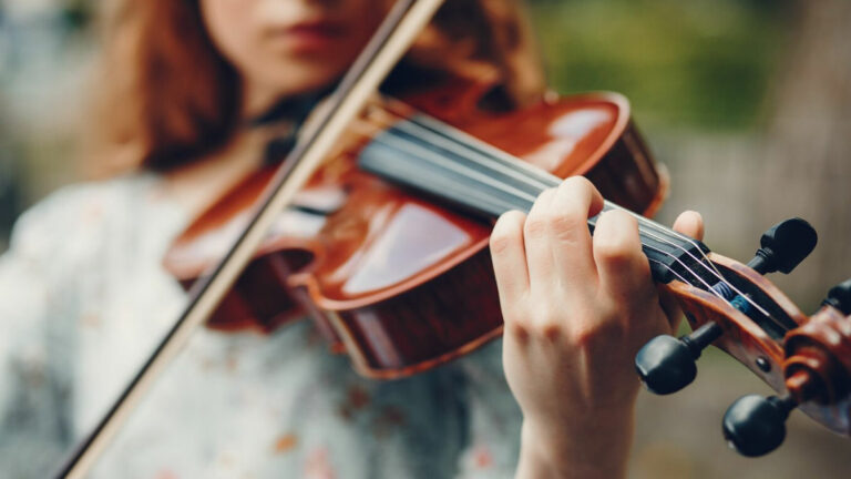 Violin (Foto: Freepik)