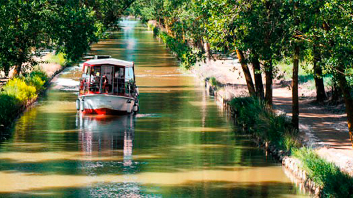 Tren del Canal de Castilla